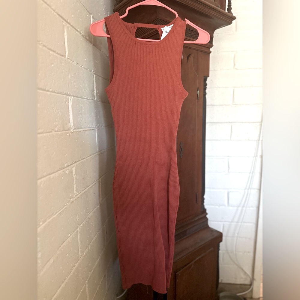 Dress Rust like Color